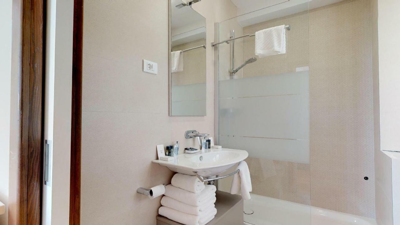 Riva Apartments สปลิท ภายนอก รูปภาพ